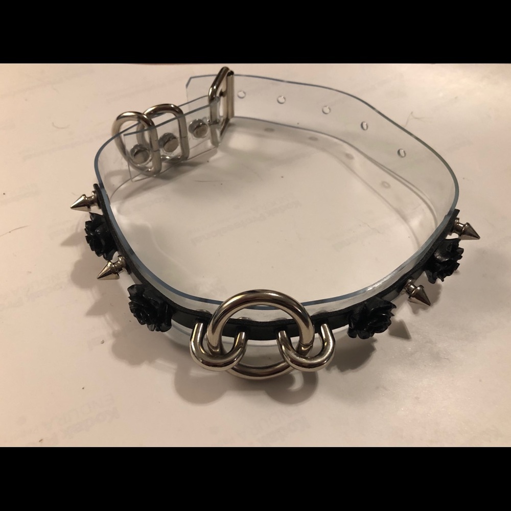 SET of 2 o-ring black rose & pentagram choker set